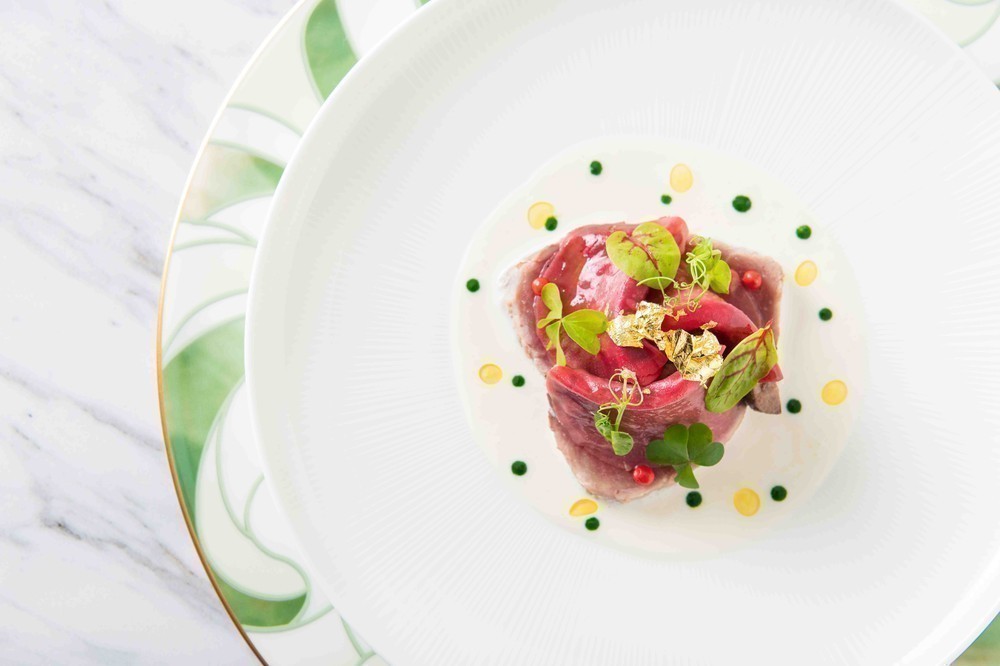 人気NO.1☆組数限定【Special Spring Fair】
三國シェフ監修 豪華ハーフコース試食×絶景会場感動体験